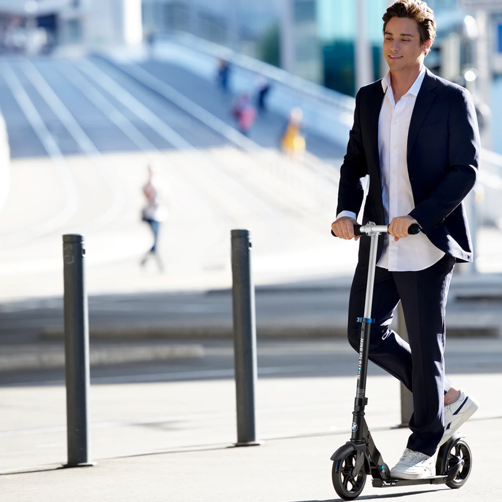 Micro BMW City Scooter