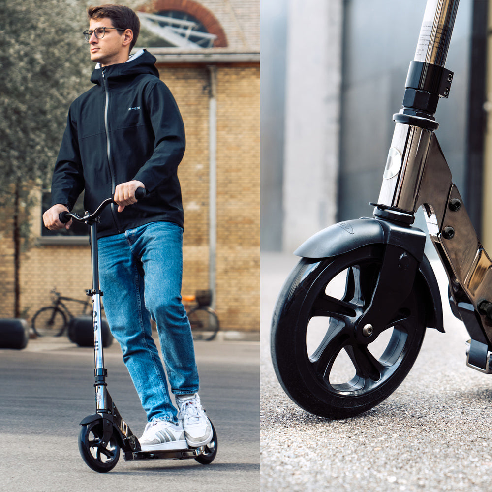 Micro Classic Neochrome Black