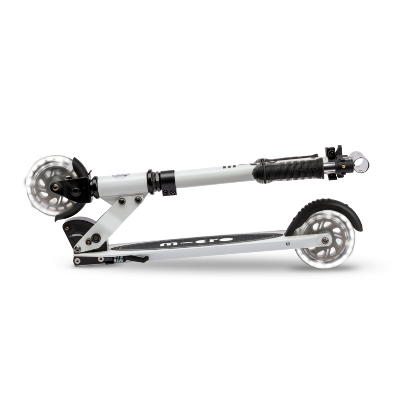 Micro Sprite Glow 滑板車 LED款 + 護肘與護膝組【立即預訂！3月中後出貨】