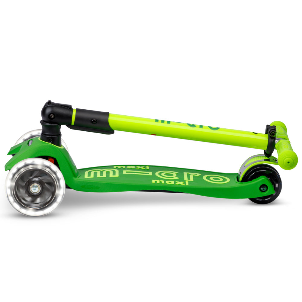 Maxi Micro Deluxe Foldable LED Parrot Green