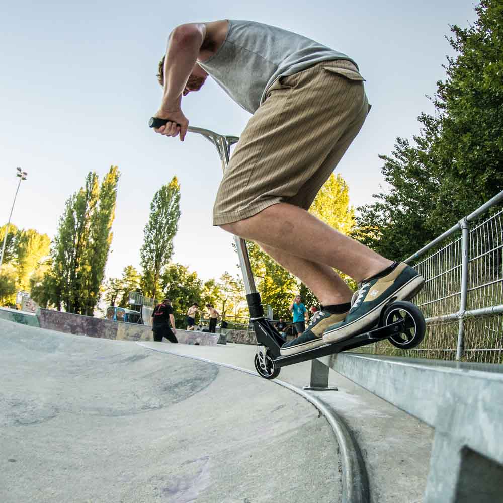 MX Crossneck Black 2.0