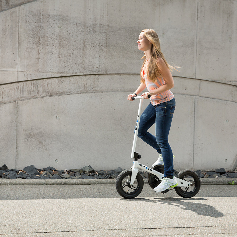 Micro Pedalflow 折疊式滑行車 (白色)
