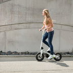 Micro Pedalflow 折疊式滑行車 (白色)