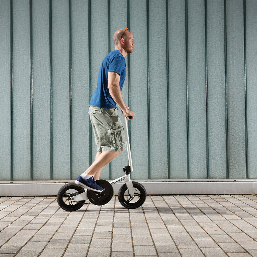 Micro Pedalflow 折疊式滑行車 (白色)