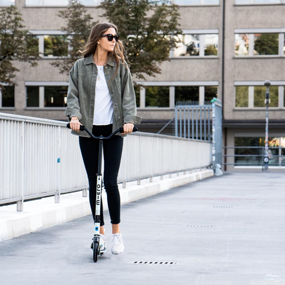 Micro Speed Deluxe 陶土灰